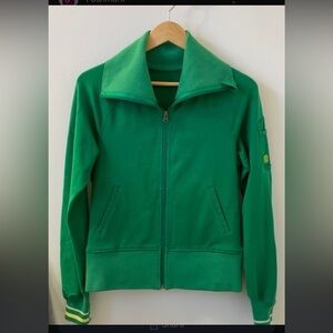 Very cool Lululemon jacket